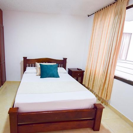 Hotel Toledo Plaza Armenia  Eksteriør bilde