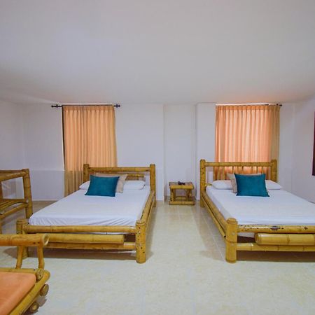 Hotel Toledo Plaza Armenia  Eksteriør bilde