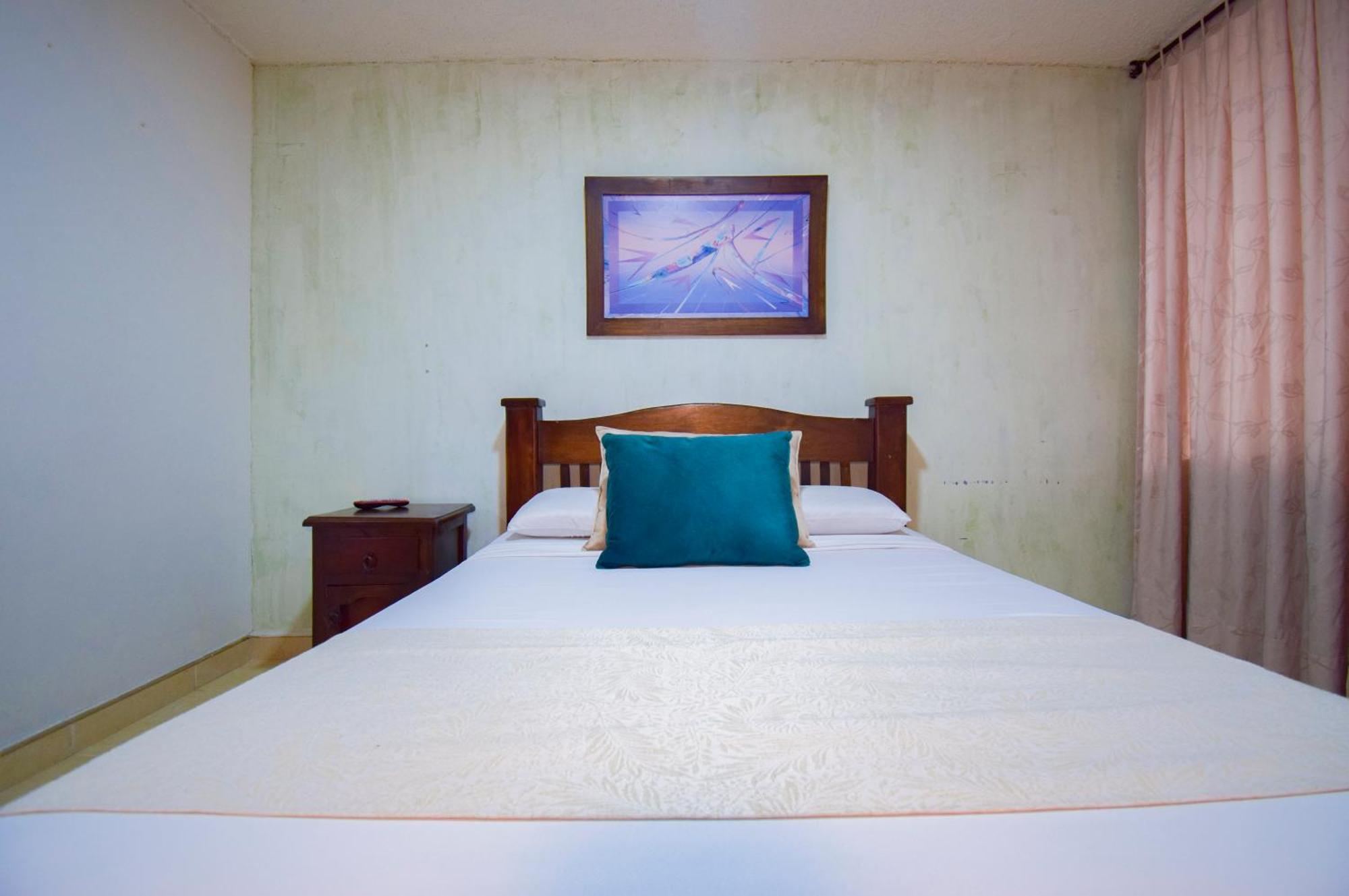 Hotel Toledo Plaza Armenia  Eksteriør bilde