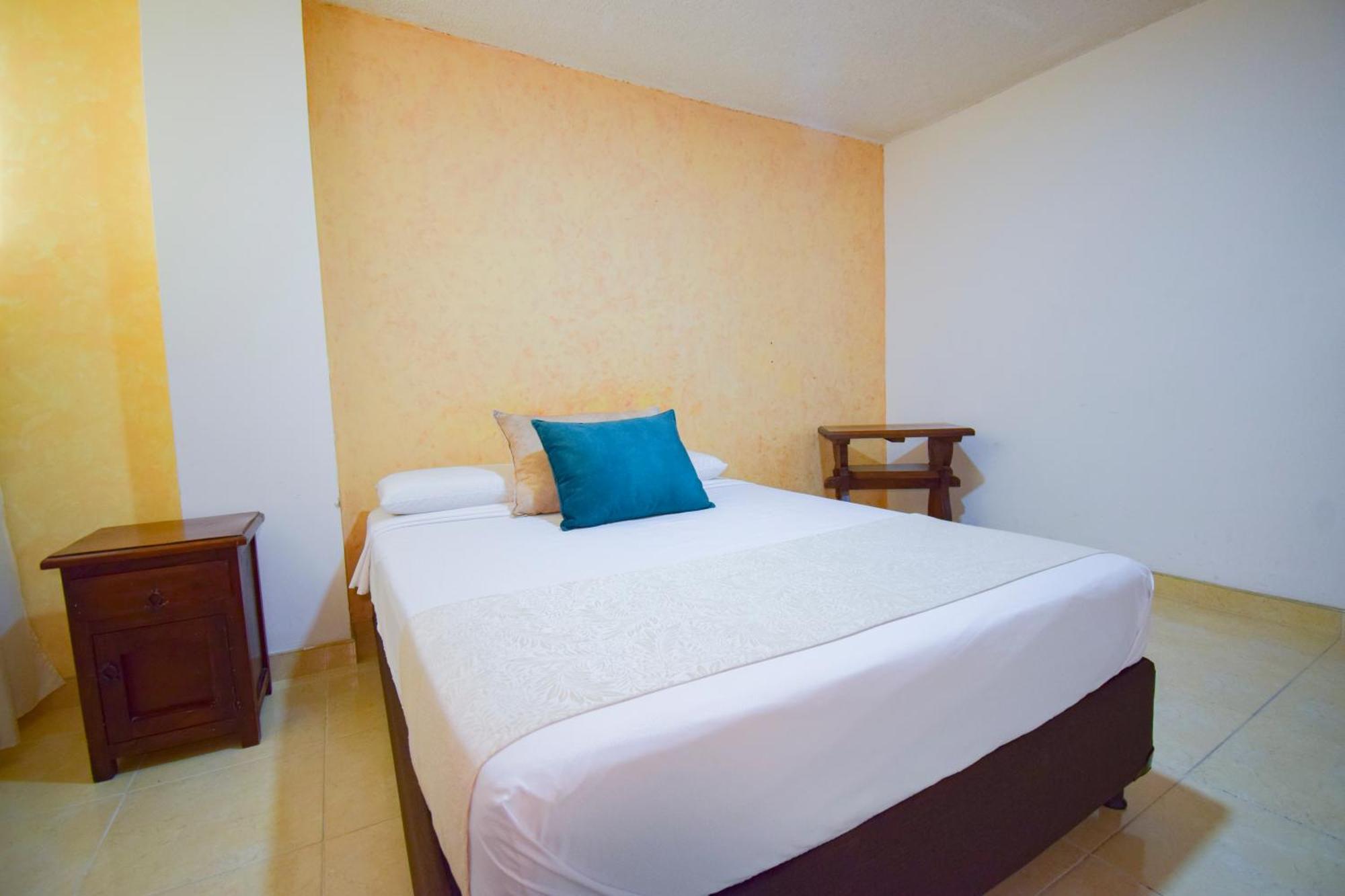 Hotel Toledo Plaza Armenia  Eksteriør bilde