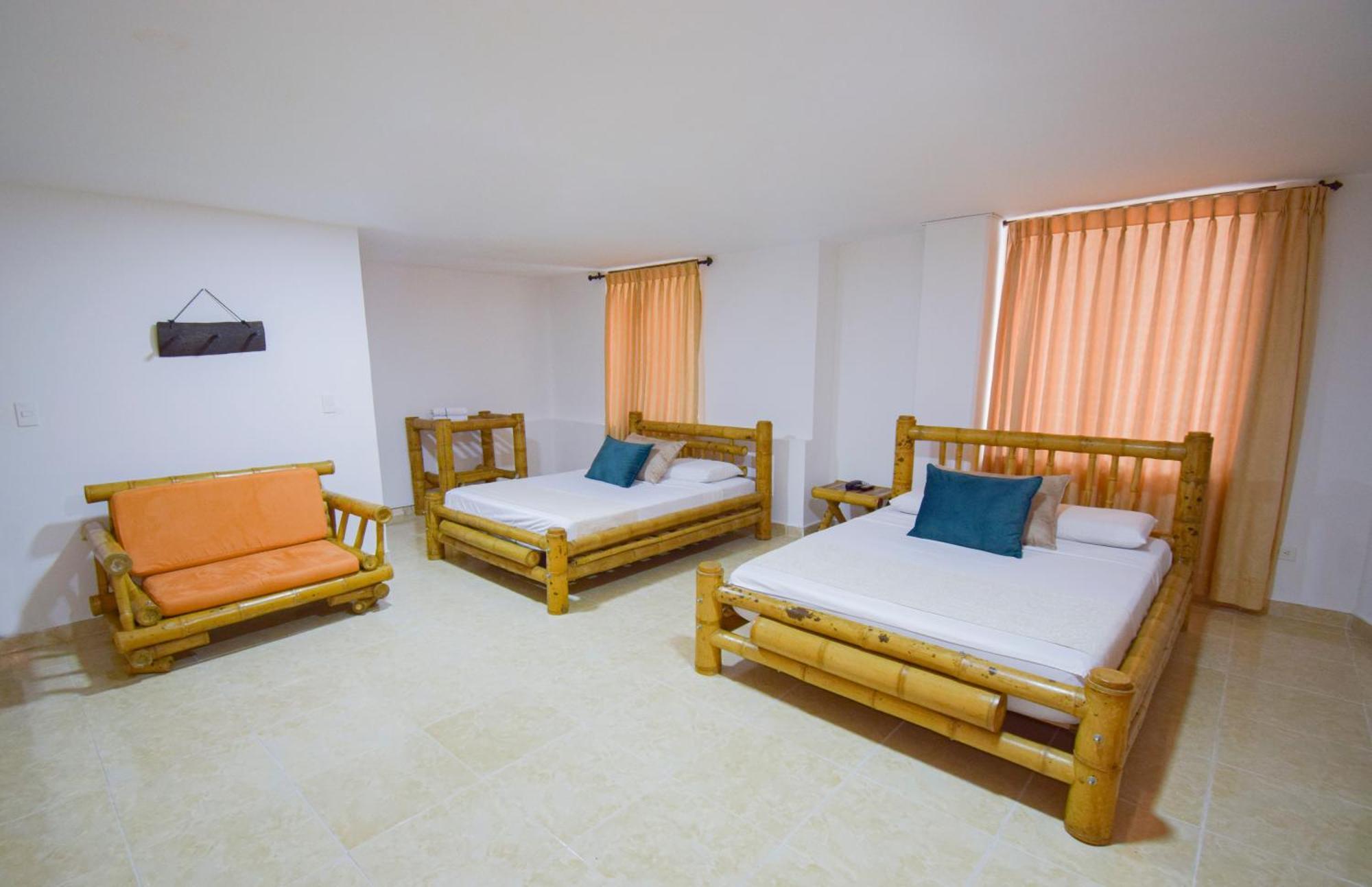Hotel Toledo Plaza Armenia  Eksteriør bilde