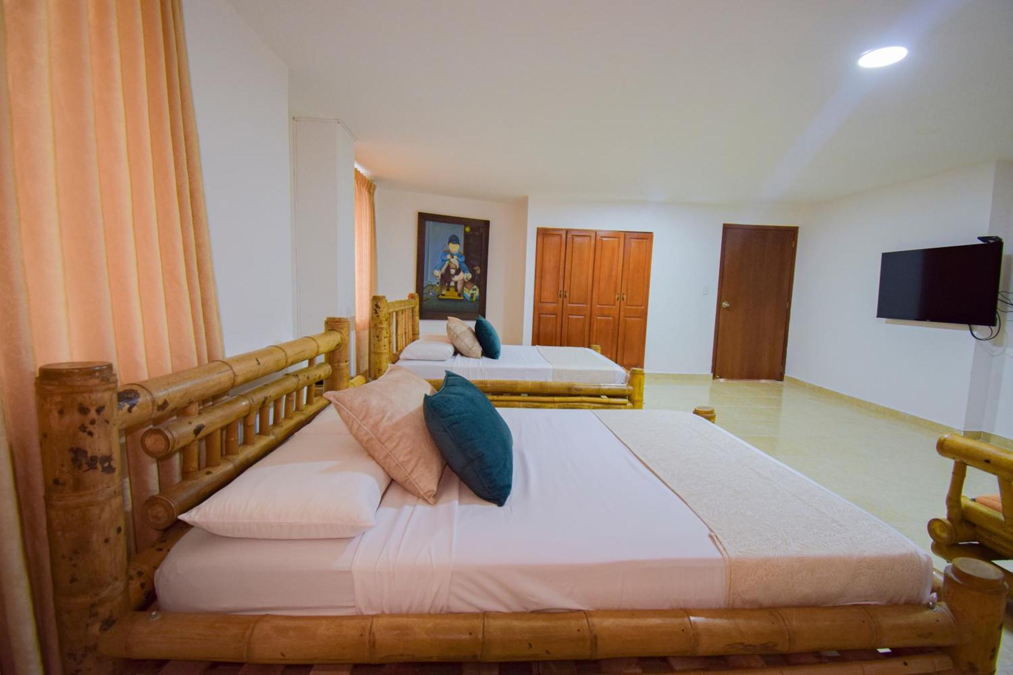 Hotel Toledo Plaza Armenia  Eksteriør bilde