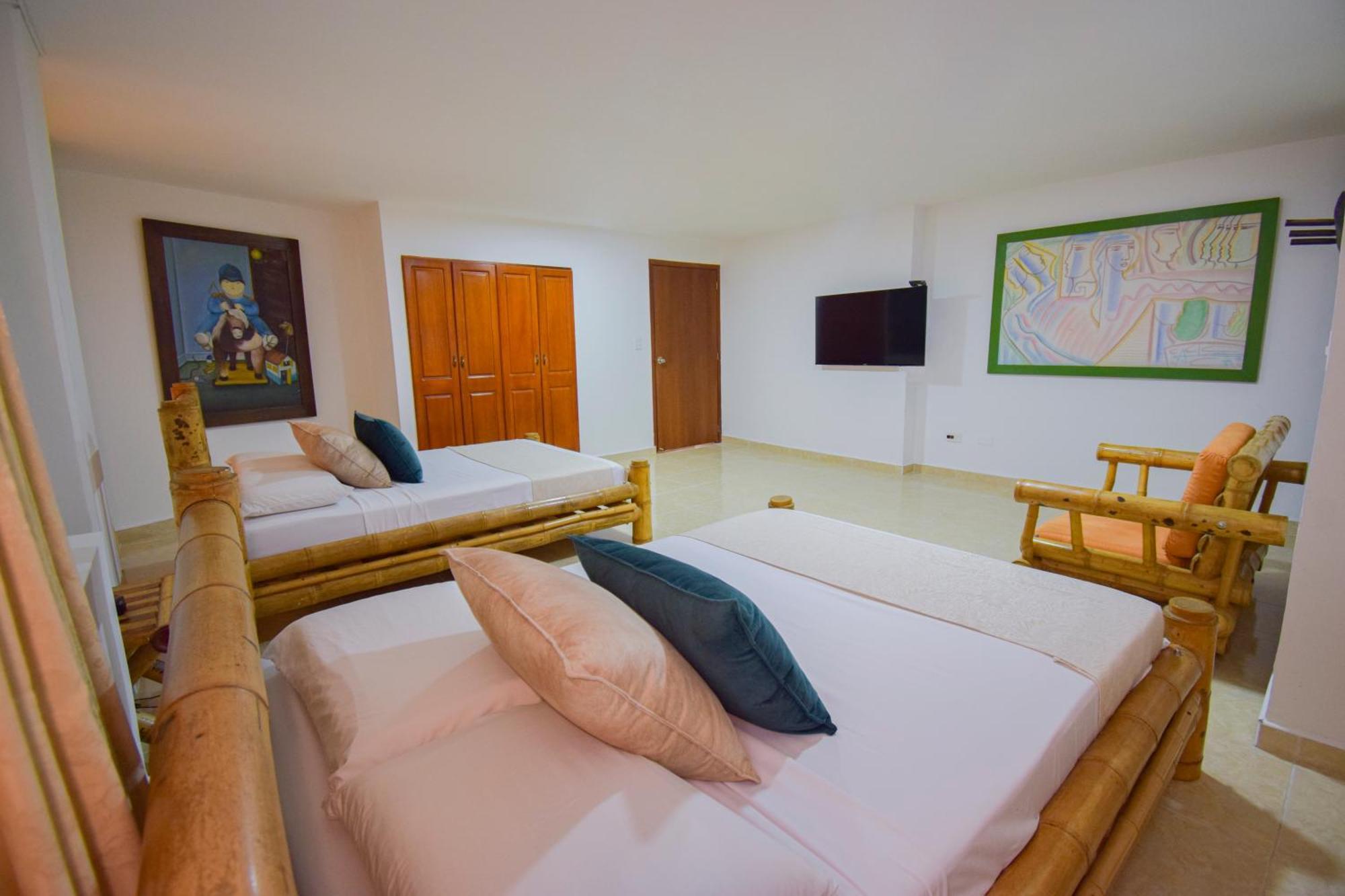Hotel Toledo Plaza Armenia  Eksteriør bilde