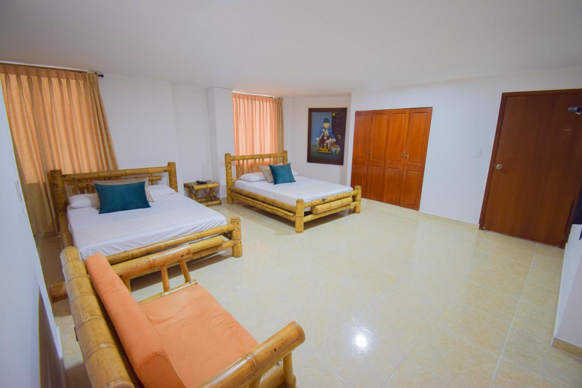 Hotel Toledo Plaza Armenia  Eksteriør bilde