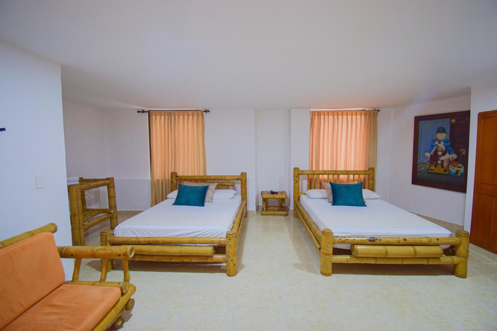 Hotel Toledo Plaza Armenia  Eksteriør bilde
