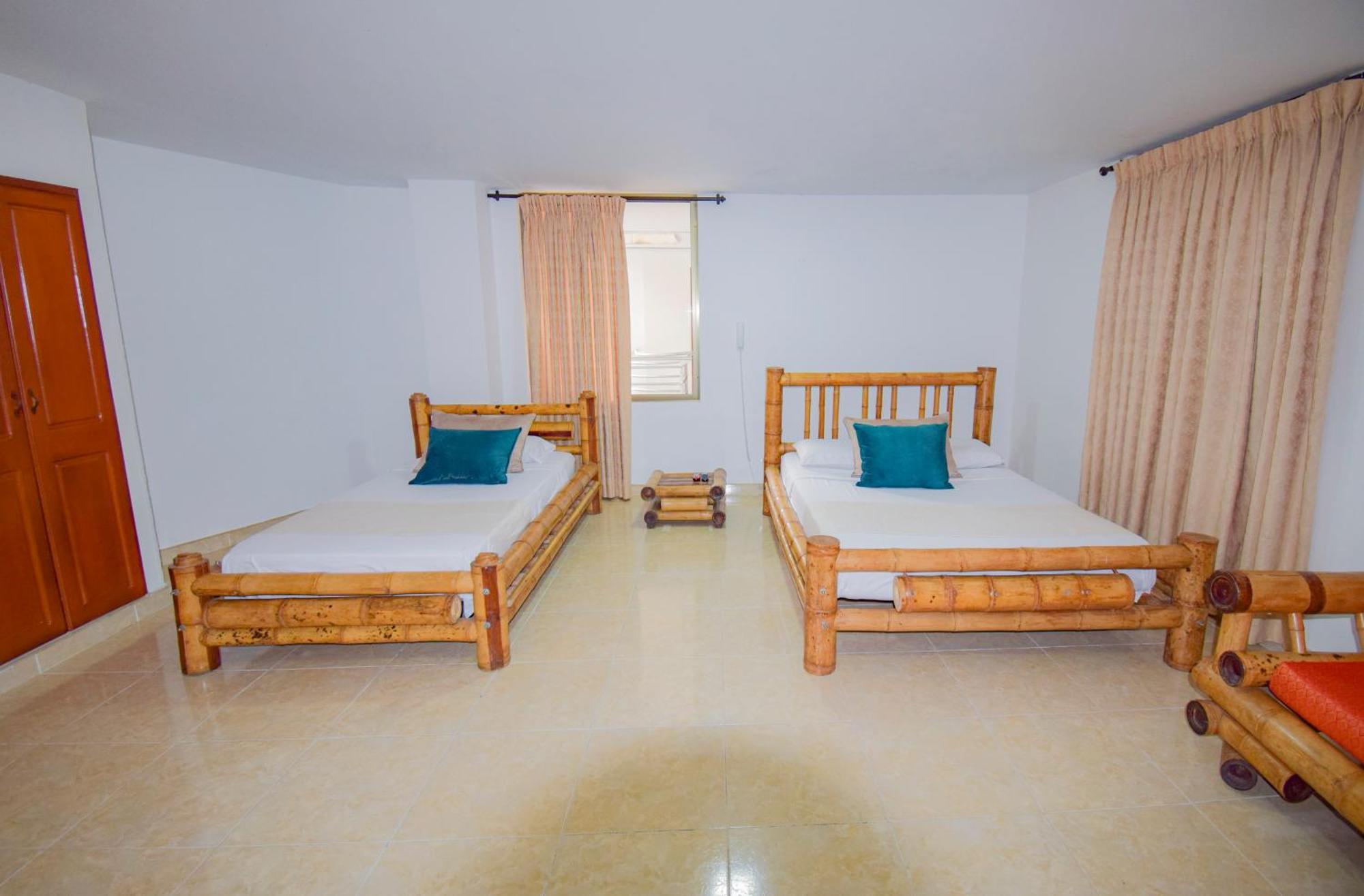Hotel Toledo Plaza Armenia  Eksteriør bilde