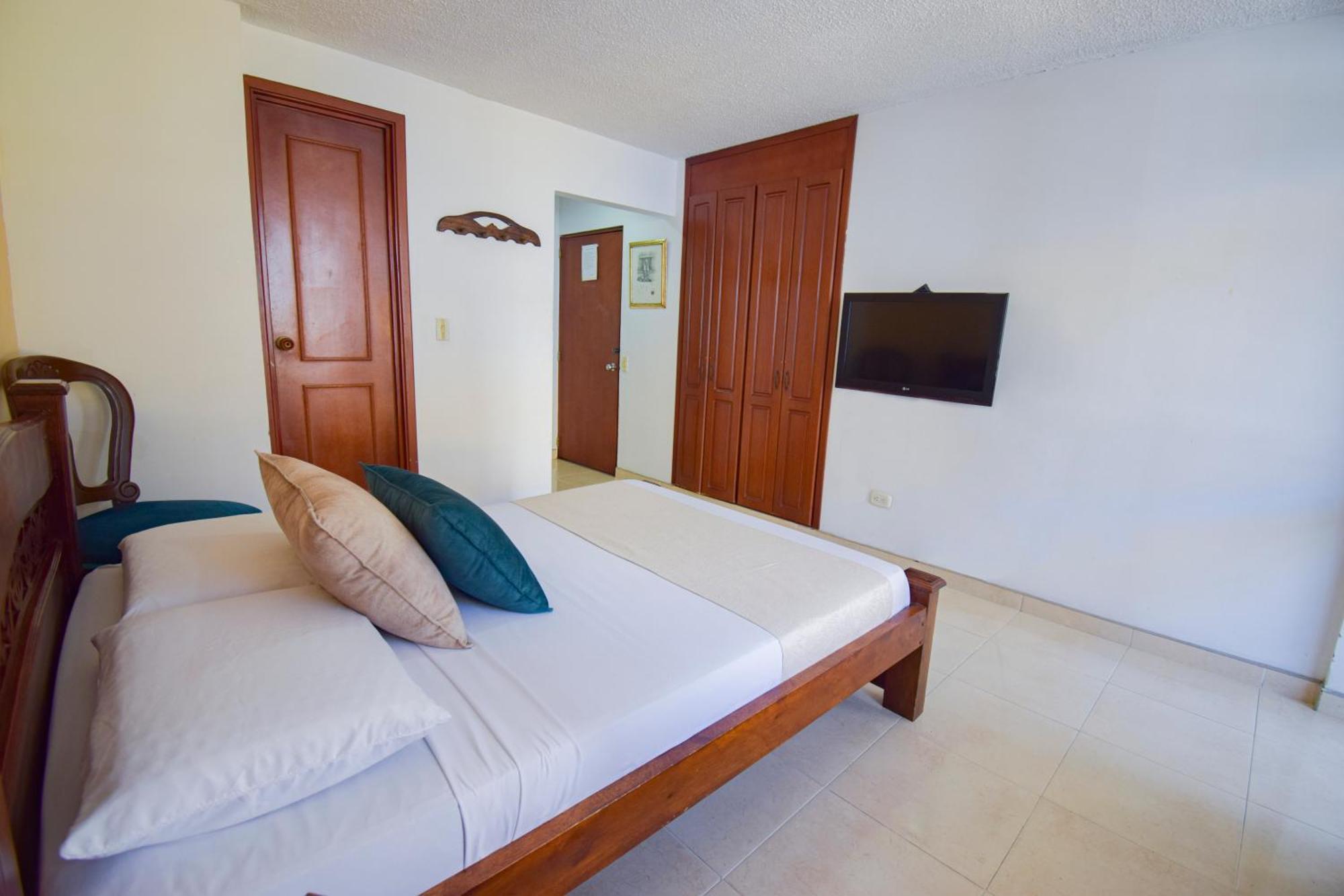 Hotel Toledo Plaza Armenia  Eksteriør bilde