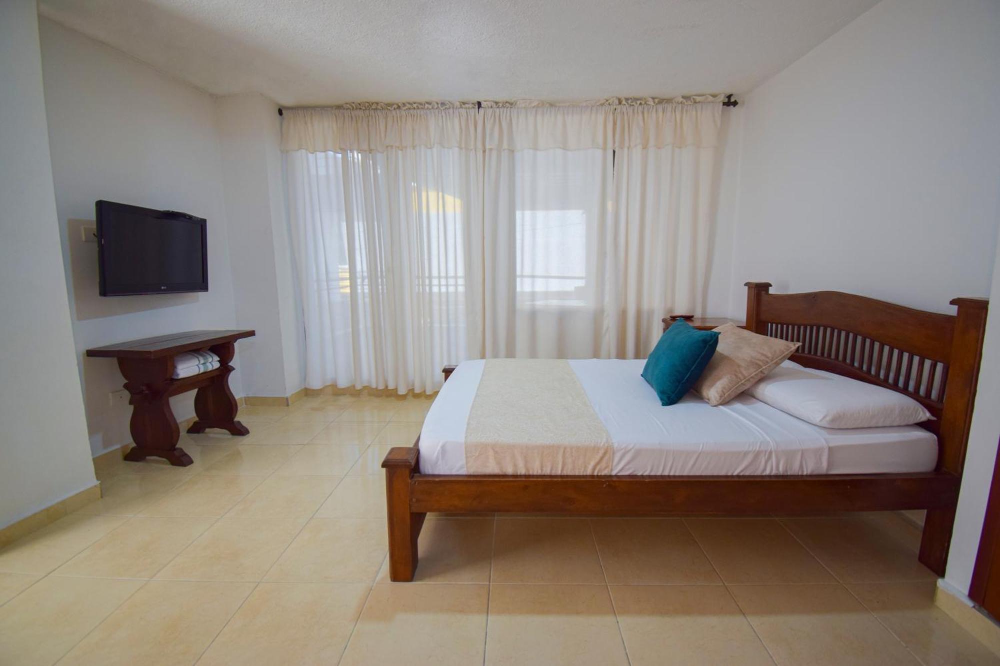 Hotel Toledo Plaza Armenia  Eksteriør bilde